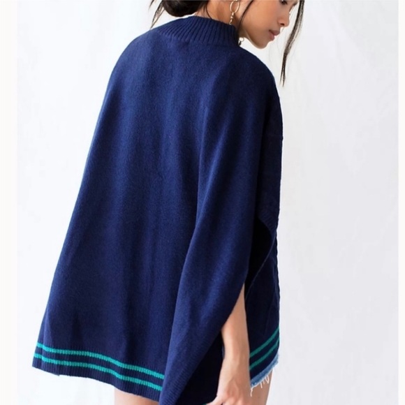 New Free People Harbour Stripe Cable Poncho Navy One Size Cape Sweater - Picture 3 of 7